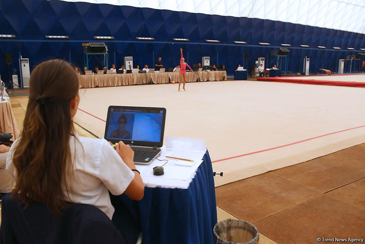 В Баку проходит XXIV Открытый чемпионат Азербайджана по художественной гимнастике (ФОТО)