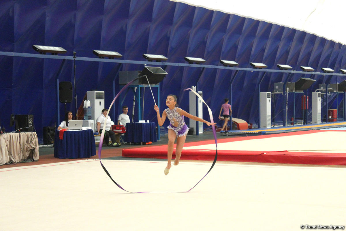 В Баку проходит XXIV Открытый чемпионат Азербайджана по художественной гимнастике (ФОТО)