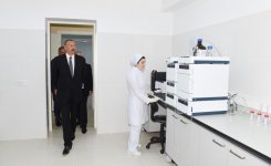 Президент Ильхам Алиев ознакомился с условиями, созданными в Гейгельской зональной ветеринарной лаборатории (ФОТО)