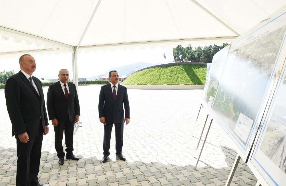 Президент Ильхам Алиев принял участие в открытии проекта снабжения города Гядабей питьевой водой (ФОТО)