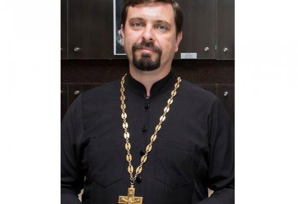 Священник из Баку советует россиянам мейхану: К словам в Азербайджане отношение весьма серьезное