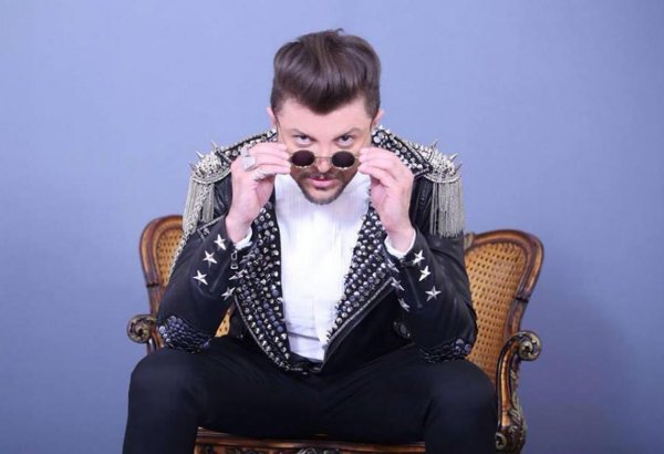 Рэперы вернули Рагима Рагимли на эстраду (ВИДЕО)