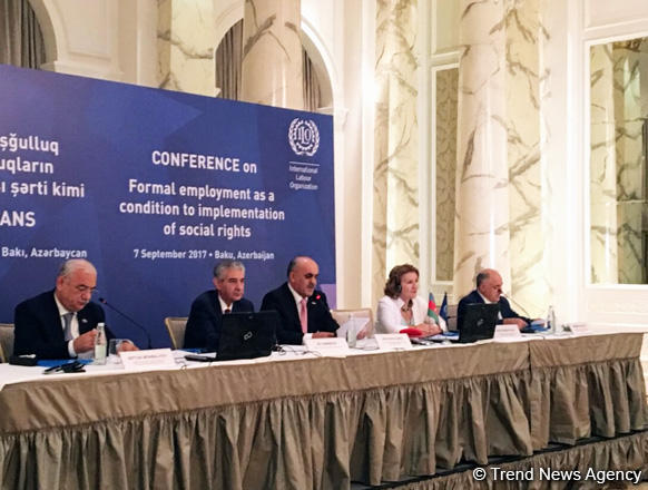Азербайджан подготовил план мероприятий по борьбе с нелегальной занятостью - министр
