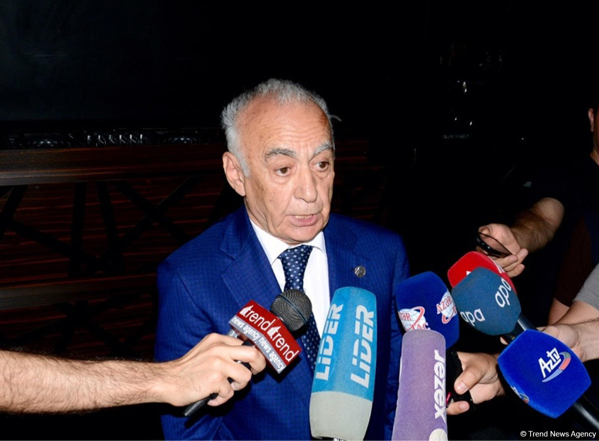 Гаджибала Абуталыбов: Кафе "26" будет закрыто, соответствующие лица будут привлечены к уголовной ответственности (ФОТО)