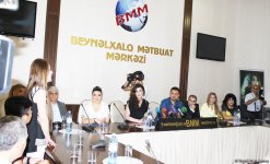 Гюльянаг Мамедова презентовала клип "Giley" c участием известных деятелей культуры (ВИДЕО, ФОТО)