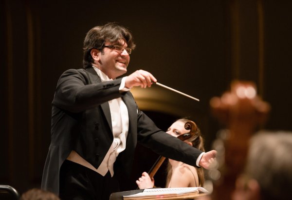 Новосибирский оркестр удивит бакинцев (ФОТО)