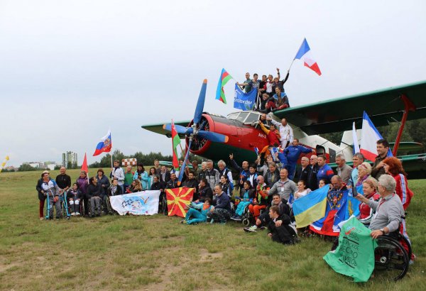 Прыжок 95-летнего ветерана Великой Отечественной войны с высоты  3200 м(ФОТО)