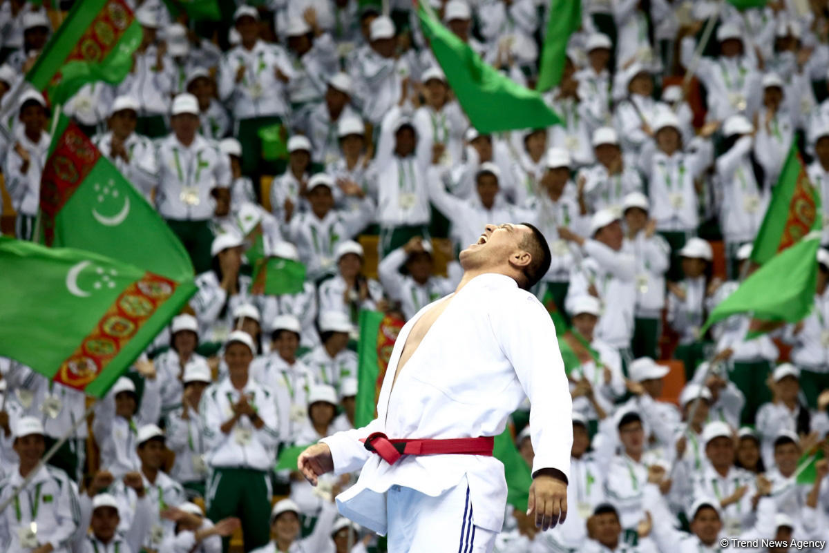 V Азиатские игры в закрытых помещениях и по боевым искусствам в фото-галерее (ФОТО)