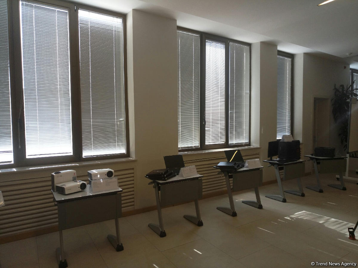 Китай поставил Азербайджану ИКТ-оборудование (ФОТО)