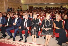 В Бакинском госуниверситете прошло мероприятие, посвященное 85-летию видного ученого Рафиги Алиевой (ФОТО)