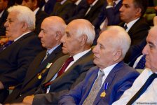 В Азербайджане отмечается день нефтяника (ФОТОРЕПОРТАЖ)