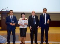 В Азербайджане отмечается день нефтяника (ФОТОРЕПОРТАЖ)