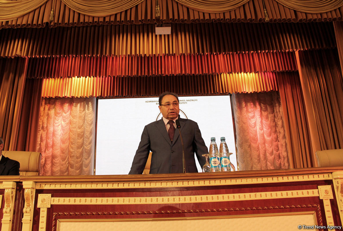 В Бакинском госуниверситете прошло мероприятие, посвященное 85-летию видного ученого Рафиги Алиевой (ФОТО)