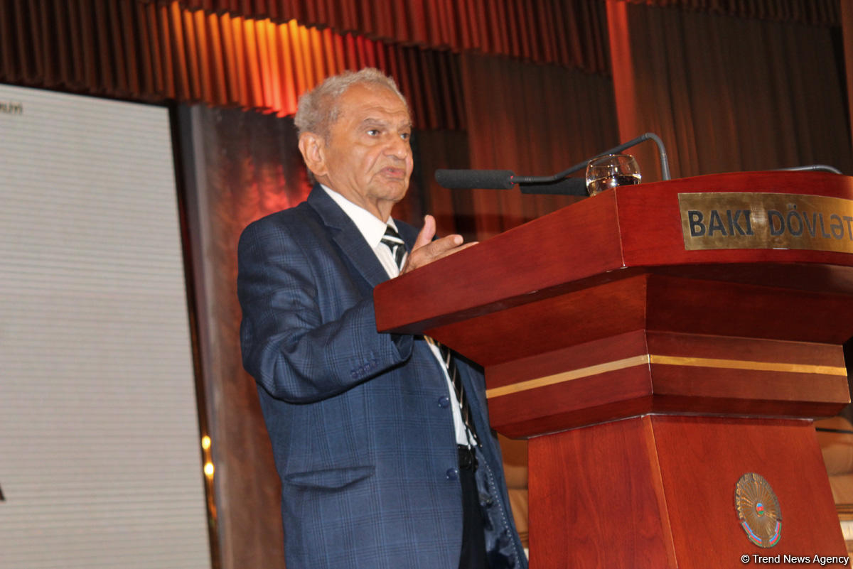 В Бакинском госуниверситете прошло мероприятие, посвященное 85-летию видного ученого Рафиги Алиевой (ФОТО)
