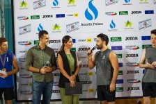 Азербайджанские звезды показали как играть в бич-волей (ФОТО)