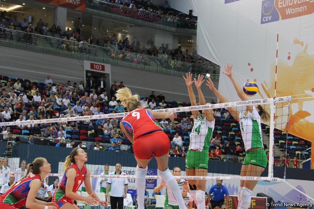 Азербайджанские волейболистки одержали первую победу в рамках Евро-2017 (ФОТО)
