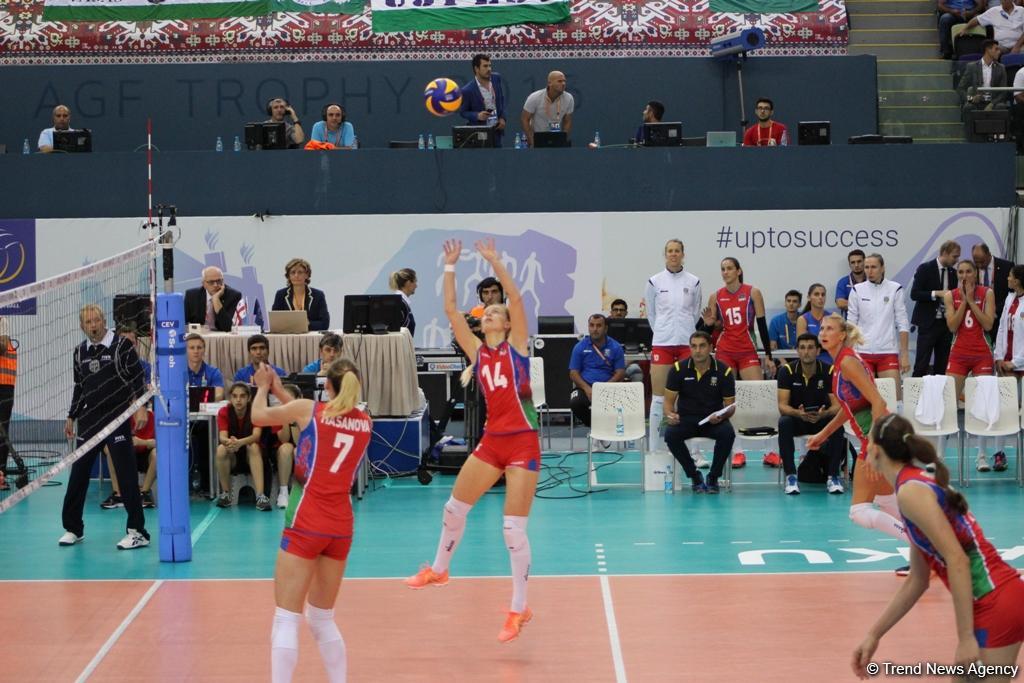 Азербайджанские волейболистки одержали первую победу в рамках Евро-2017 (ФОТО)