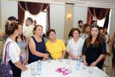 В Баку открылась "Школа классической йоги" (ФОТО)