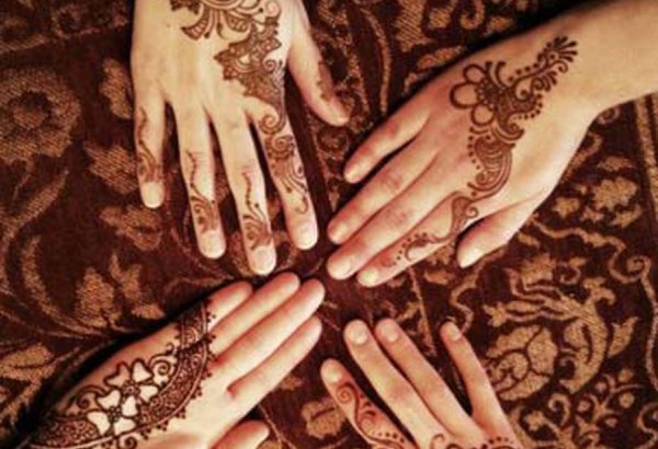 Церемония помазания хной в представлении Фидан Гаджиевой (ФОТО)