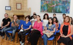 Церемония помазания хной в представлении Фидан Гаджиевой (ФОТО)