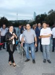 Почувствуй себя в инвалидной коляске – в Баку прошла необычная акция (ФОТО)