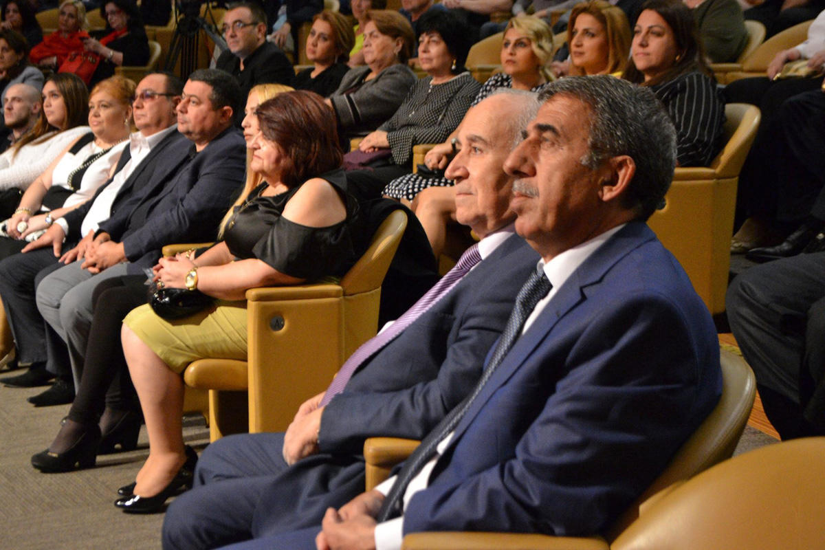 Красота азербайджанской газели (ФОТО)