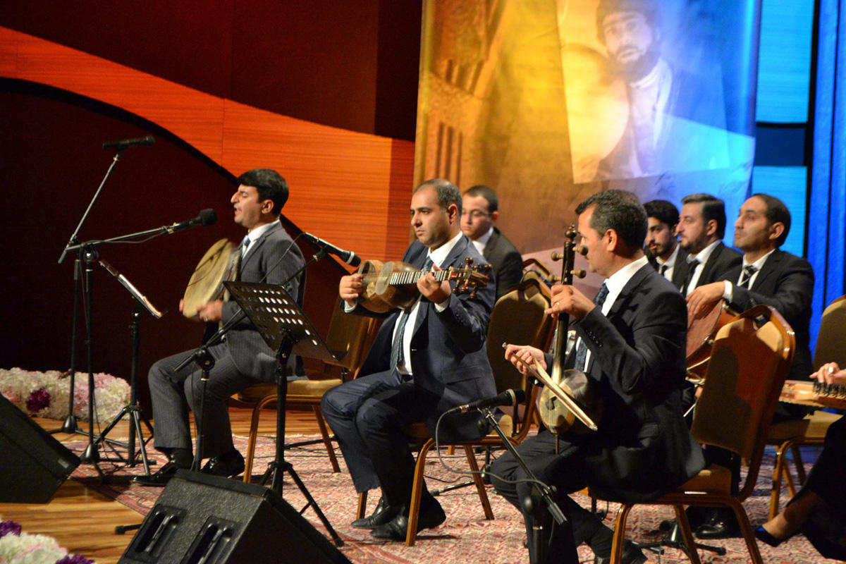 Красота азербайджанской газели (ФОТО)