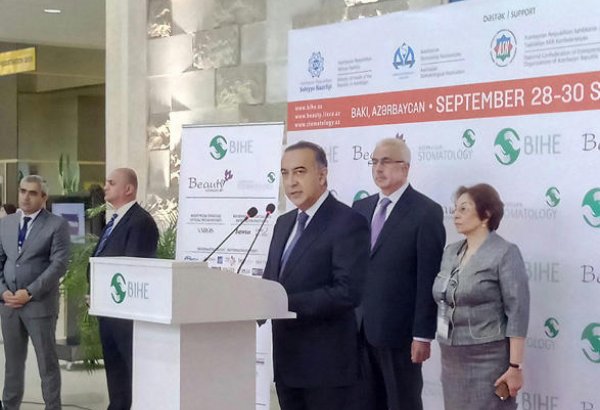 Минздрав Азербайджана: Государственные медучреждения необходимо сделать публичными юридическими лицами