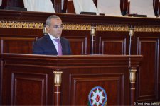 В Баку состоялась церемония прощания с Лютфи Заде (ФОТО)