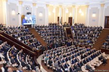 В Баку состоялась церемония прощания с Лютфи Заде (ФОТО)