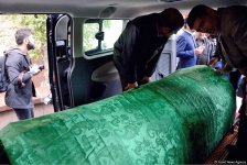 В Баку состоялась церемония прощания с Лютфи Заде (ФОТО)