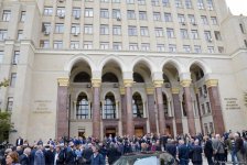 В Баку состоялась церемония прощания с Лютфи Заде (ФОТО)