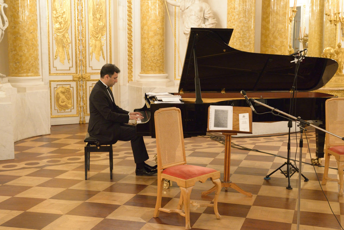 Юбилей Ростроповича в Варшаве ознаменовался блестящим концертом азербайджанских музыкантов (ВИДЕО, ФОТО)