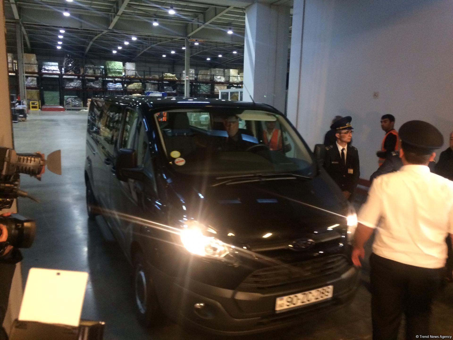 Тело всемирно известного азербайджанского ученого Лютфи Заде доставлено в Баку (ФОТО)