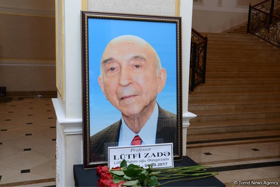 В Баку состоялась церемония прощания с Лютфи Заде (ФОТО)