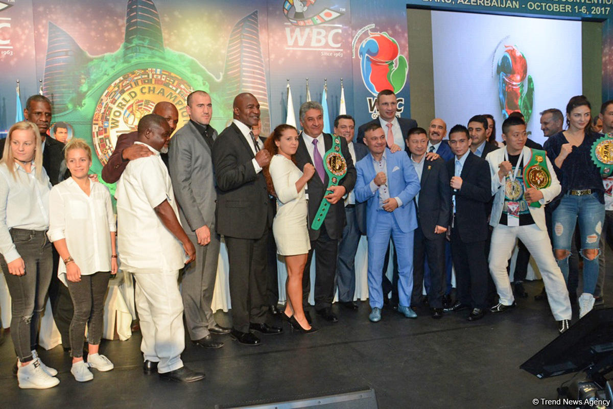 В Баку открылась 55-ая конвенция Всемирного боксерского союза (ФОТО)