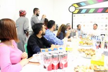 Мурад Дадашов провел реалити-завтрак. Дамы и Господа - противостояние в "Машын-шоу" (ФОТО)