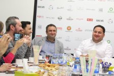 Мурад Дадашов провел реалити-завтрак. Дамы и Господа - противостояние в "Машын-шоу" (ФОТО)