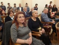 Блестящая фантазия и смелый творческий почерк: 90-летие Токая Мамедова отметили в Баку потрясающей выставкой (ФОТО)