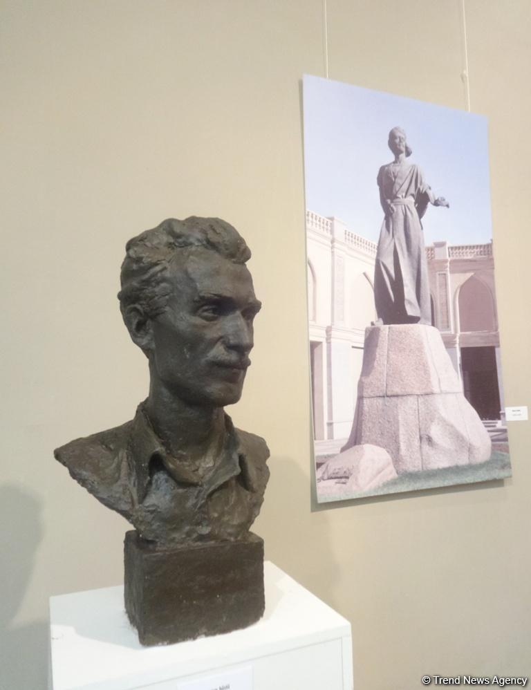 Блестящая фантазия и смелый творческий почерк: 90-летие Токая Мамедова отметили в Баку потрясающей выставкой (ФОТО)