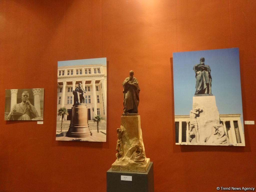 Блестящая фантазия и смелый творческий почерк: 90-летие Токая Мамедова отметили в Баку потрясающей выставкой (ФОТО)