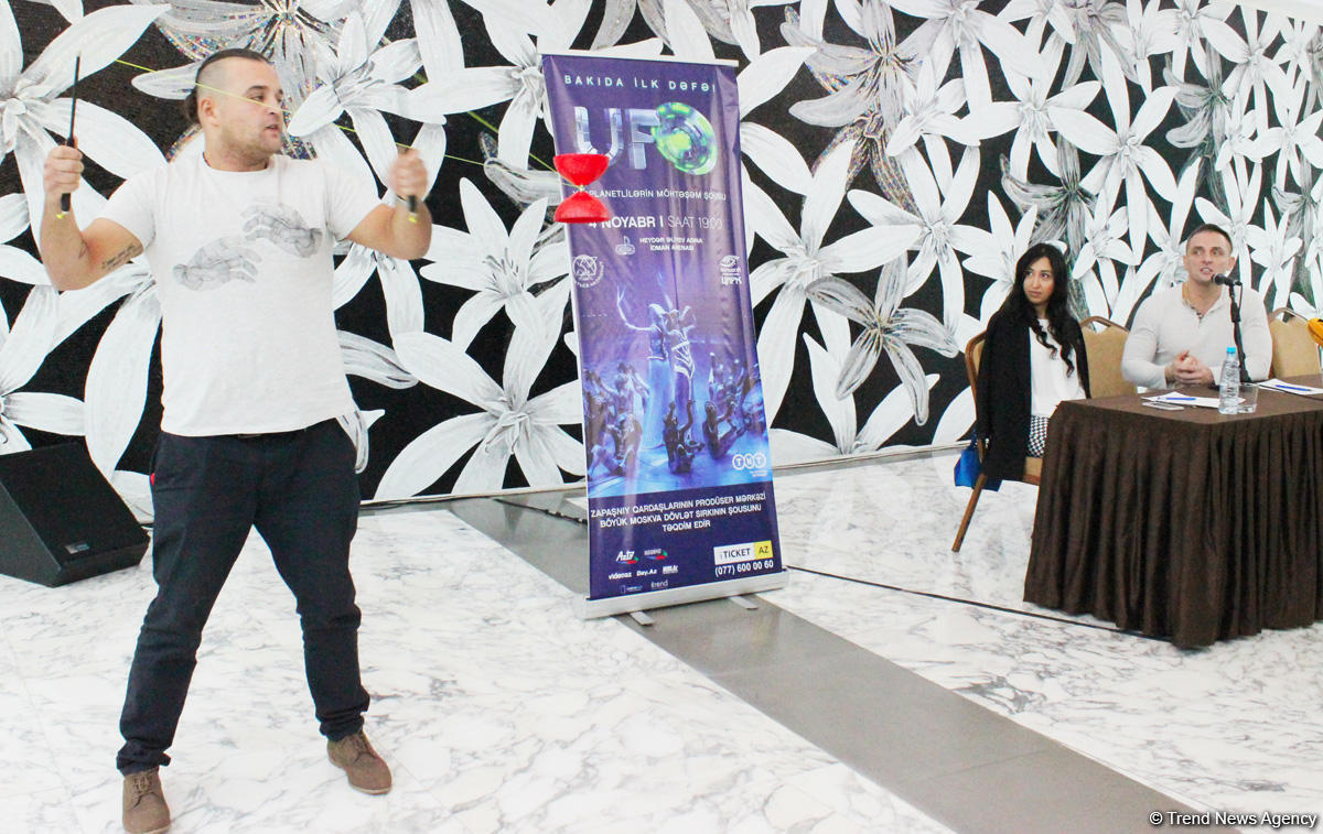 Такого Баку еще не видел! Невероятное шоу братьев Запашных на грани человеческих возможностей и с супер технологиями (ФОТО)