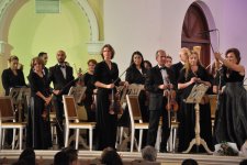 Гюльназ Исмайлова очаровала бессмертной классикой (ФОТО)