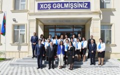 Первый вице-президент Мехрибан Алиева ознакомилась с условиями, созданными в новом здании средней школы в поселке Рамана (ФОТО)