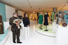 Первый вице-президент Мехрибан Алиева приняла участие в церемонии открытия выставки "Модернизм и мода" (ФОТО) (версия 2)