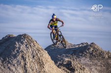 Умопомрачительные трюки мирового рекордсмена Кенни Белэй в Гобустане (ВИДЕО, ФОТО)