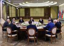 Президент Ильхам Алиев принял участие в заседании Совета глав государств СНГ в узком составе (ФОТО)