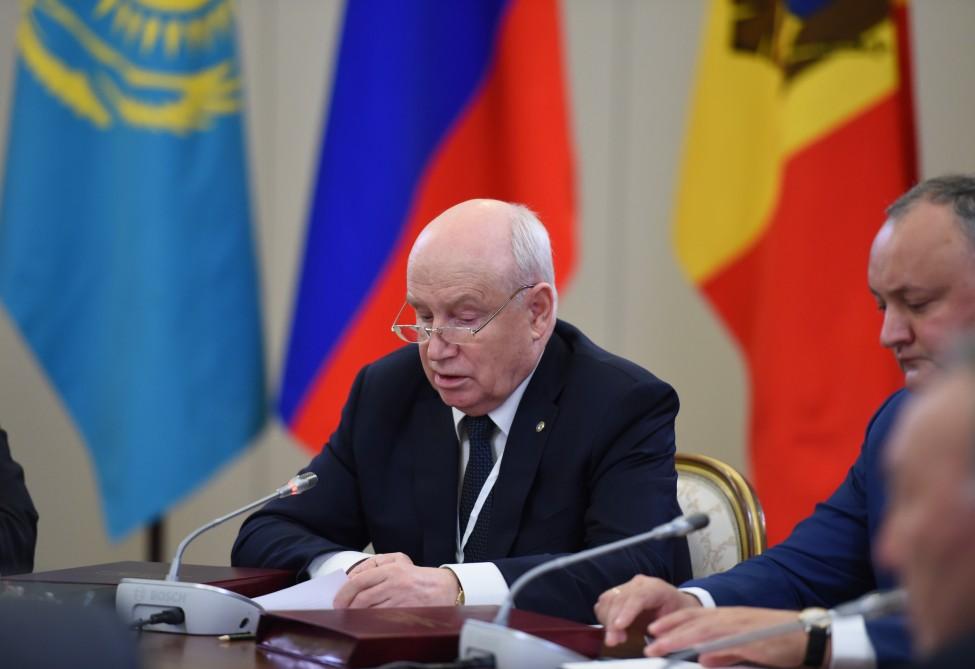 Президент Ильхам Алиев принял участие в заседании Совета глав государств СНГ в узком составе (ФОТО)