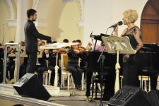 Пикя Ахундова провела творческий вечер, объединив эстрадных и классических исполнителей (ФОТО)