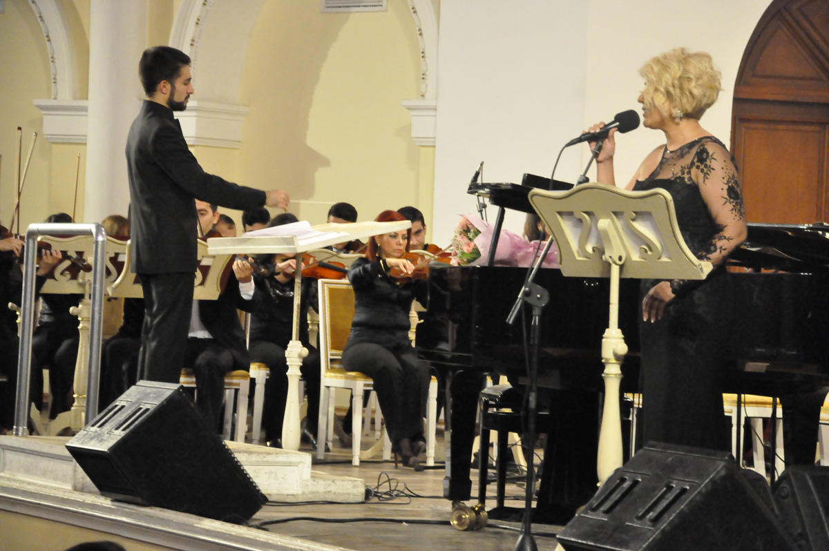 Пикя Ахундова провела творческий вечер, объединив эстрадных и классических исполнителей (ФОТО)